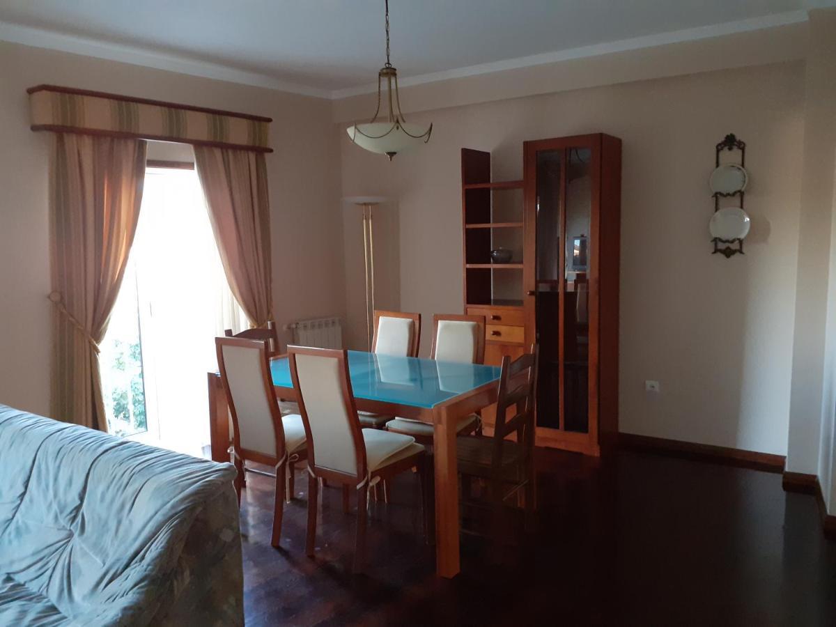 Casa Da Praca Apartment เซอร์เทิน ภายนอก รูปภาพ